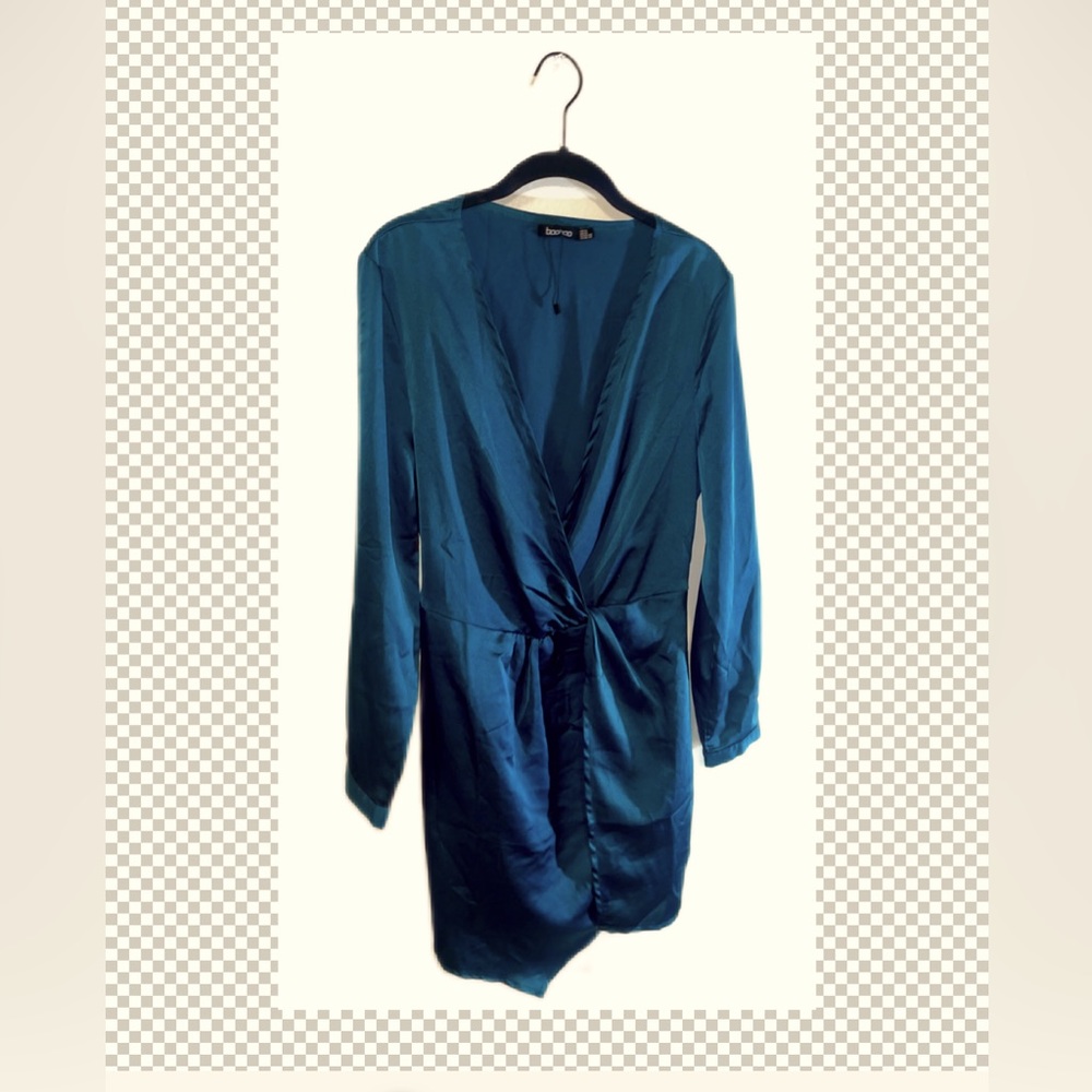 Emerald green plunge Dress!